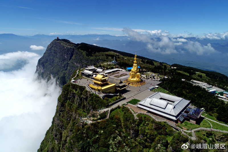 峨眉山A：上半年峨眉山景区接待游客209.52万人次，同比下降6.5%