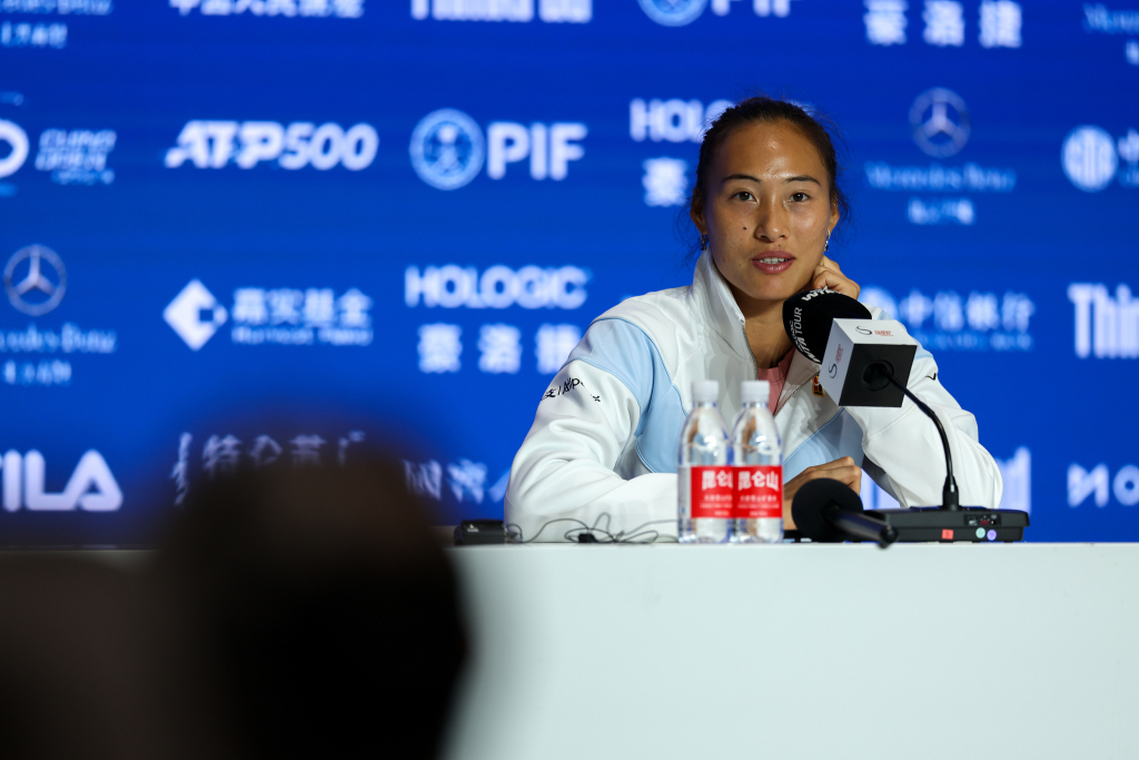 郑钦文回应中网因伤退赛:决定参赛可能有些操之过急